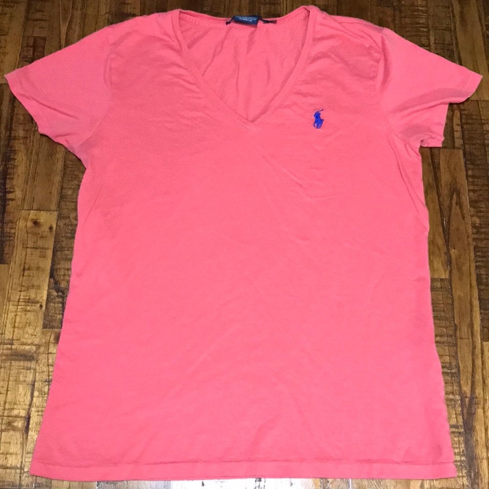 Women’s Medium Ralph Lauren v neck tee coral